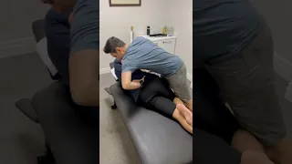 Kütletme değil Kayropraktik - Boyun Ağrısı - Mehmet Toprak #chiropractic #shorts