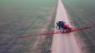 Pulverizador Case II em ação. Bokashi FertPremium Korin