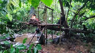 Solo Bushcraft: Build a safe shelter on high, working in the rain. Survival, hunter-gatherer| Day 75