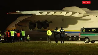 Rozładunek największego samolotu świata Antonov An 225 Mrija w Rzeszowie LOTNISKO JASIONKA