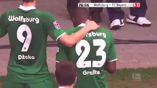 Grafite goal (VfL Wolfsburg) vs Bayern Munich - Best Bundesliga goal of all time?