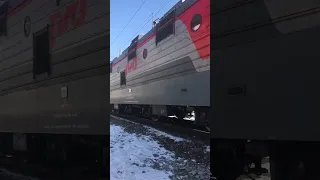Отправление скорого пассажирского поезда №010Н Москва-Владивосток ЭП1-219