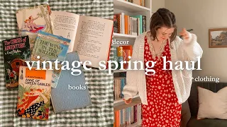 Vintage Spring Haul 🌹📖 books, decor & clothing