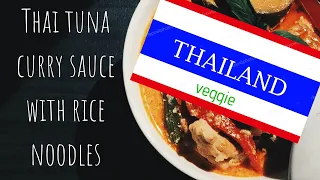 How to cook THAI tuna curry sauce with rice noodles = Delicious Veggie recipe =ขนมจีนน้ำยาปลาทูน่า=