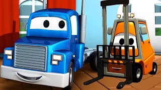 Transformák Karl a vysokozdvižný v Animák z prostředí staveniště s auty a nákladními vozy (pro děti)
