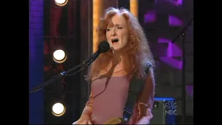 Bonnie Raitt - 'Silver Lining' LIVE!