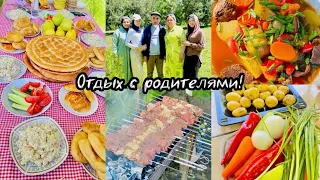 ГДЕ МЫ БУДЕМ СТРОИТСЯ?🤔ВЫЕХАЛИ НА ПРИРОДУ С РОДНЫМИ❤️ПРЕКРАСНЫЙ ДЕНЬ😍 #природа #шашлык #сажаемвместе