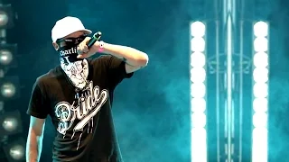 Hollywood Undead - Bottle and a Gun (Live - Pinkpop 2009)