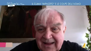 L'attivista di Ultima Generazione protesta così contro Prodi e Albertini si infuria