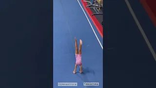 Back handspring || gymnastics || Практикуем фляк || гимнастика 🤸🏻‍♀️ #shorts