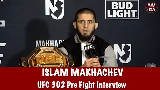 Islam Makhachev reacts to Khabib in his corner “I will finish” Dustin Poirier | UFC 302