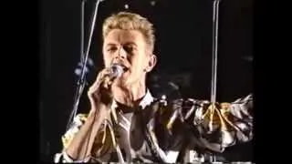 Tin Machine - If There Is Something (live 1992)