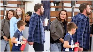 Ben Affleck & Jennifer Garner reunite for a Family Outing with their kids Samuel & Violet