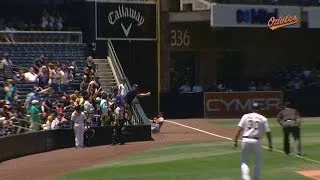 BAL@SD: Fan interference out call confirmed in 4th