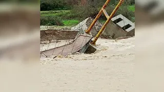 Top Channel/ Nisin përmbytjet e Vjosës! Del lumi në Fier e Vlorë, përmbytje në fshatra