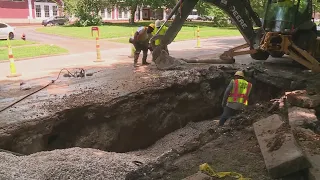 Crews working to repair water main breaks in St. Louis area