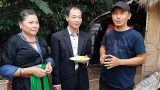 interviews Dawb Yaj & Kue Lee Nuj nphlaib hnub thaij zaj nkauj plam koj nram dej xyoo 77