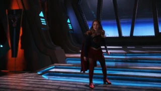 Supergirl and mon El mother fight scene