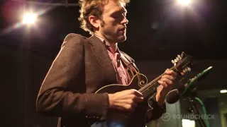 Chris Thile: Bach: 'Sonata No. 1 in G minor - IV. Presto,' Live On Soundcheck