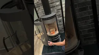 The Charlton & Jenrick Purevision PVR Cylinder Multifuel Stove @ Clifton’s of Wrexham 🔥🔥