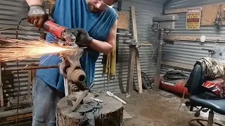 forging a stainless steel Damascus knife in 3 hours