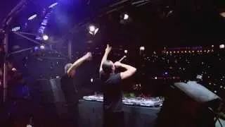 Dimitri Vegas & Like Mike   Live at Tomorrowland-Zombie Nation - Kernkraft 400 Remix)