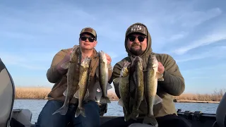 Wolf River Walleye Fishing!!! (2 Man Limit!)