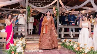 Heartwarming & Emotional Bride Entry | Varmala Entry | Goa wedding | Pooja & Shaan