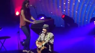 Jason Mraz & Raining Jane - 93 Million Miles (at the Pantages 8/29/14)