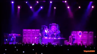 OZZY OSBOURNE - Let Me Hear You Scream ( Rio 4/7/2012 )