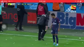 Marseille fans mocking at Neymar when taking a corner
