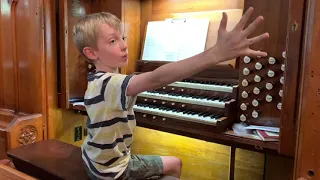 Young organist demonstrates St Saviour's Cathedral 1884 Organ
