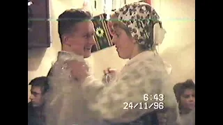 Танець нареченої з хлопцями 1996р. Ось де справжнє весілля а не торт за сто тисяч с.Старий Лисець