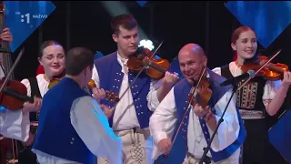 Folklórny súbor Považan - Zem spieva (2. semifinále)