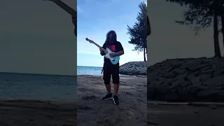 still ALIVE ☺️🎸🎼🎶🏝️🌊