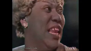 Sister Rosetta Tharpe - Jesus is Everywhere live in Paris [Colourised] 1964