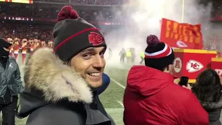 Henry Cavill Live from Stadium !