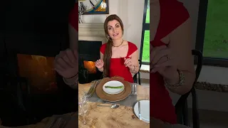 How to eat Asparagus in a Formal British Dining Setting