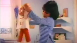 Walking Baby Loves You - from Hasbro (Commercial, 1975)