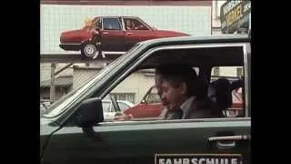 Der Mann der keine Autos mochte [Folge 1/6, Aus heiterem Himmel] (1984, Regie: Dieter Wedel)