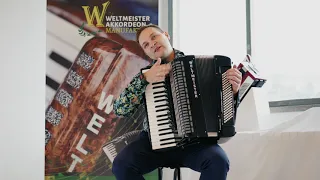 Cassotto 414 played by Vladimir Butusov