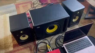 HOW TO set up KRK Rokit 7 G4 Studio Monitor Pair With S10.4 10-inch Powered Studio Subwoofer Bundle