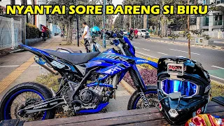 RIDING SORE SEKALIAN NONGKRONG NYANTAI BERSAMA SI BIRU | #Motovlogindonesia #wr155r #vlog #motovlog