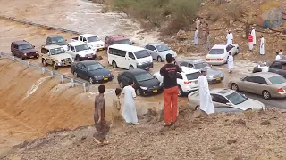 You Won't Believe This Miracle Monster Flash Floods on Desert ▶3