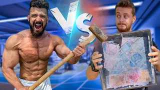 TURKEY'S STRONGEST MAN VS GLASS BOX!! ( If You Break It You Win 10.000TL!)