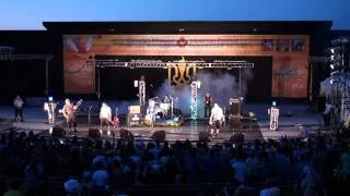 3/4 "Mad Heads XL" in Dauphin, Manitoba *Canada's National Ukrainian Festival *(CNUF) - 2011