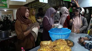 CUMA JUALAN NASI TELUR???HABISKAN 1,5 KWINTAL BERAS & 12 PETI TELUR DALAM SEMALAM