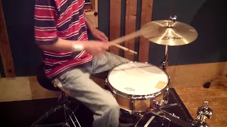 Nate Smith 's Funky Groove and Fill #6 ( Cold Sweat ) - Drum Lesson #325