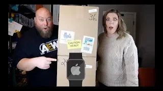 I bought a $1,674 Amazon Customer Returns ELECTRONICS Pallet + Apple Watch FOUND INSIDE!!