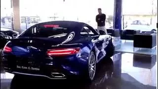 Mercedes-Benz AMG GT S - start up and revs